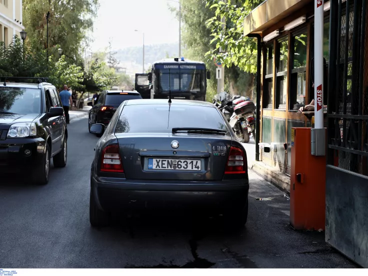 Ιπποκράτειο: Καταδικάστηκε για «φακελάκι» ο διευθυντής Καρδιοχειρουργικής