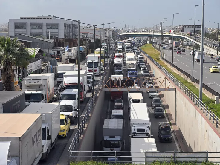 Κίνηση τώρα: Δύσκολο πρωινό σήμερα - Σημειωτόν σε κεντρικούς δρόμους