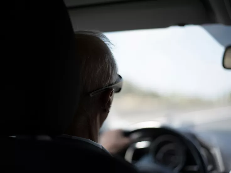 Τιμόνι τέλος για τους ηλικιωμένους; Ποιοι χάνουν το δίπλωμα οδήγησης