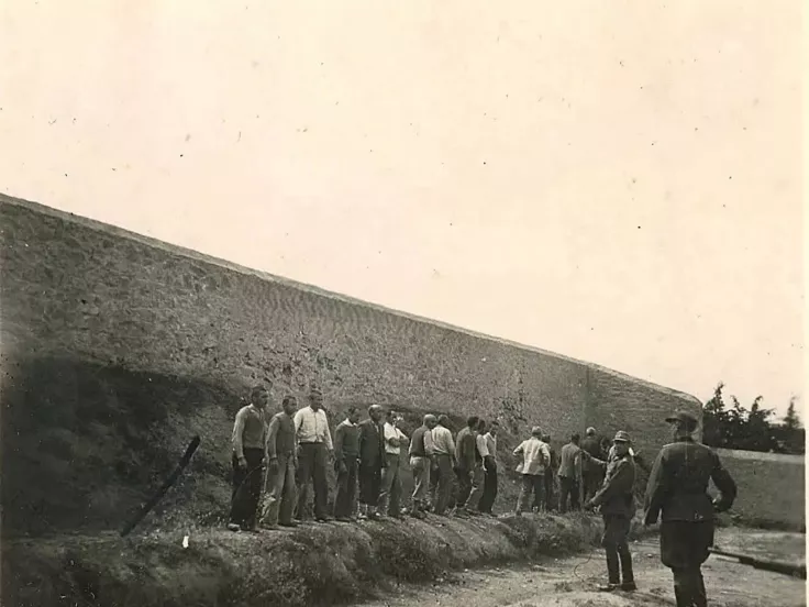Για πρώτη φορά στο «φως» εικόνες των 200 κομμουνιστών που εκτελέστηκαν στην Καισαριανή