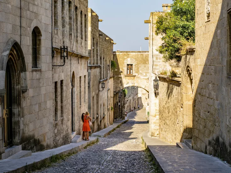 Θέσεις εργασίας στο νησί της Ρόδου