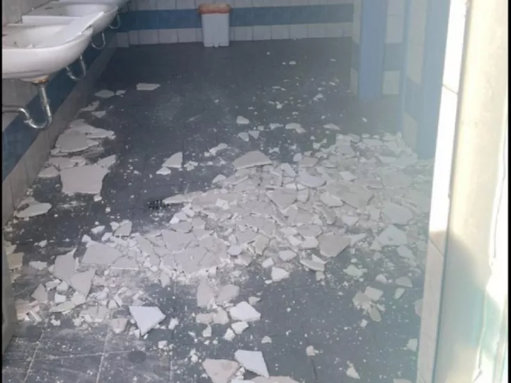Παλαιό Φάληρο: Έπεσαν σοβάδες στο 1ο Δημοτικό - Οι μαθητές βρίσκονταν στο σχολείο