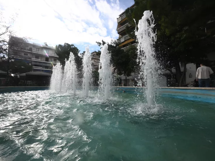 συντριβάνι