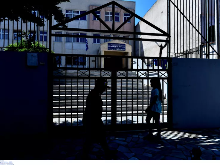 Προσωρινό «λουκέτο» σε σχολείο για μία εβδομάδα - Έπεσαν σοβάδες