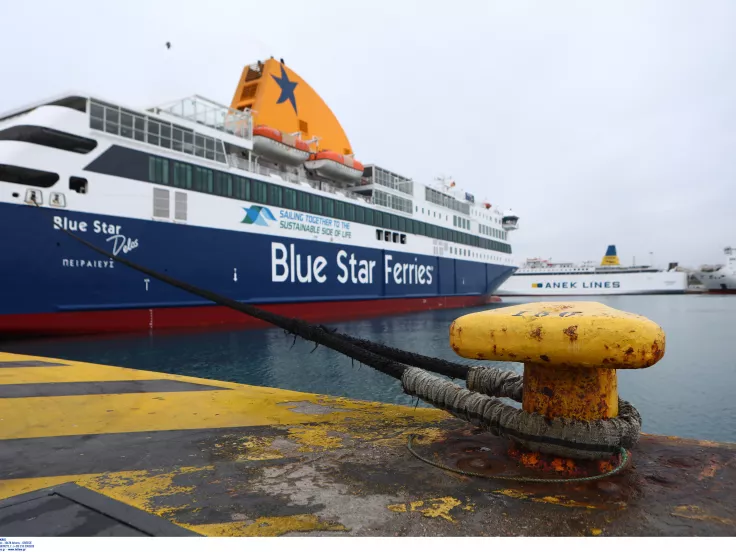 Δεμένα τα πλοία αύριο: 24ωρη πανελλαδική απεργία της ΠΝΟ