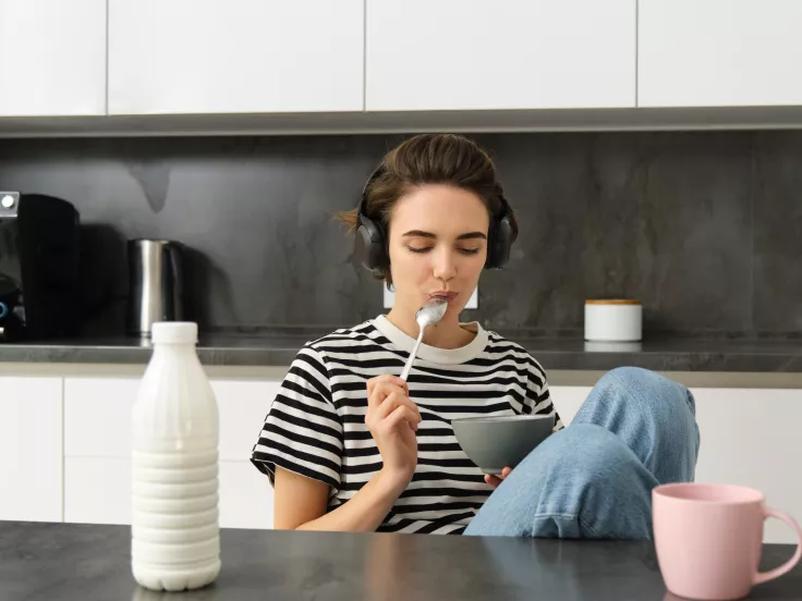 Μήπως αποθηκεύετε λάθος το γάλα στο ψυγείο; Δείτε τι πρέπει να προσέχετε