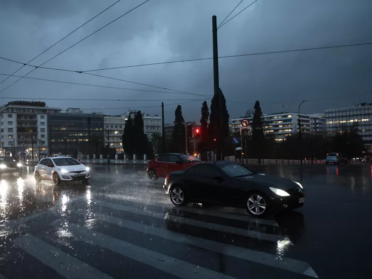 Καιρός: Μικρή «ανάσα» πριν τη νέα κακοκαιρία – Πού πέσουν καταιγίδες