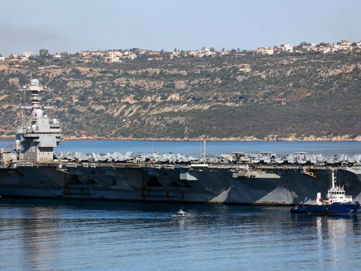 Σούδα: Συνελήφθη ύποπτος για κατασκοπεία - Είχε φωτογραφίες με πλοία και αεορσκάφη της βάσης