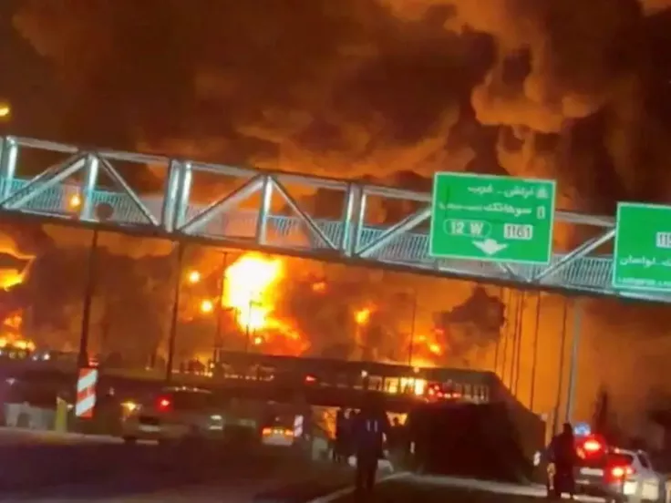 Τεχεράνη: Ισραήλ και Ηπα «χτύπησαν» εγκαταστάσεις πετρελαίου - Τέσσερις νεκροί