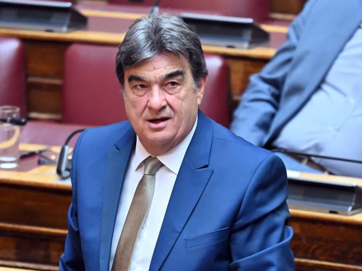 ΠΑΣΟΚ: Ορκίστηκε βουλευτής στη θέση του Κωνσταντινόπουλου ο Βαγγέλης Γιαννακούρας