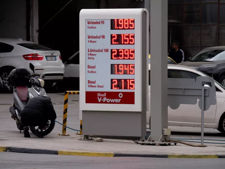 Voucher έως 3.000 ευρώ στα πρατήρια καυσίμων - Ανακοινώθηκαν νέες προθεσμίες