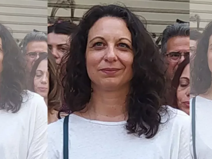 Αστικό κράτος εναντίον Χρύσας Χοτζόγλου - Ένας χρόνος σε αργία