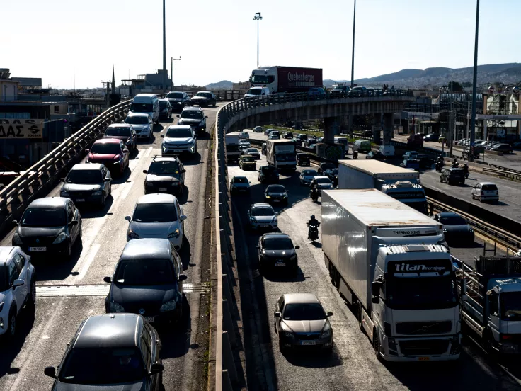 Προσοχή αν οδηγείς παλιό αυτοκίνητο – Το λάθος που φέρνει πρόστιμο