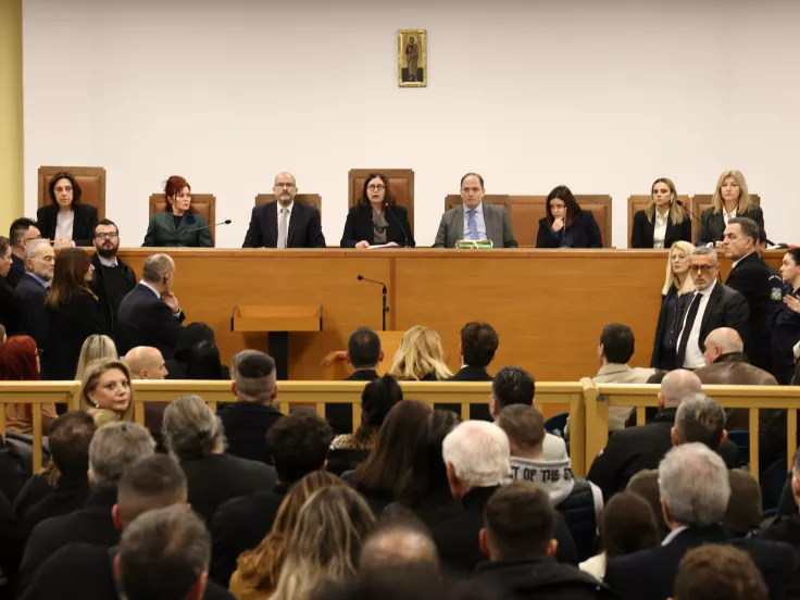 Δίκη για τα τα Τέμπη: Η Εισαγγελία Πρωτοδικών Λάρισας διέταξε προκαταρκτική εξέταση για την αίθουσα