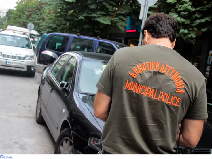 Δήμος Αθηναίων: Επιστρέφει από σήμερα διπλώματα οδήγησης - Ποιοι εξαιρούνται