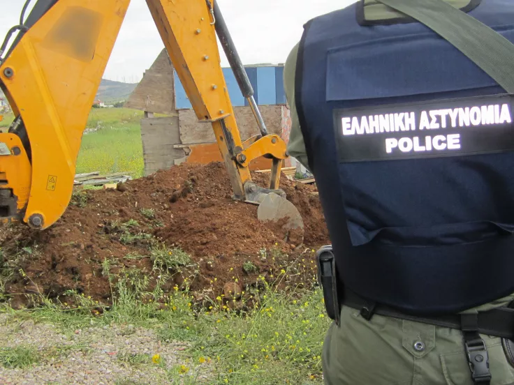 Πέραμα: Σοβαρό εργατικό ατύχημα – Μηχάνημα καταπλάκωσε 62χρονο