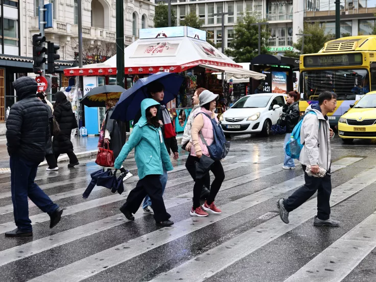 Καιρός το Πάσχα: Ζέστη μέχρι και τη Μεγάλη Πέμπτη - Πότε έρχονται βροχές