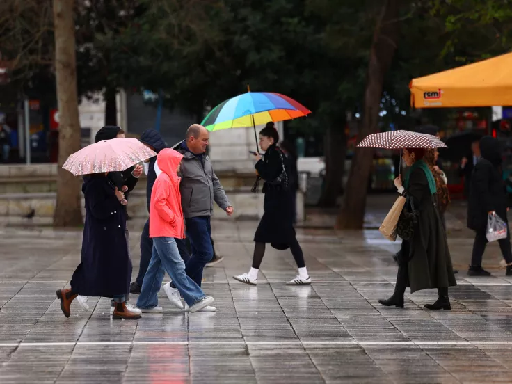 Κακοκαιρία και καιρός