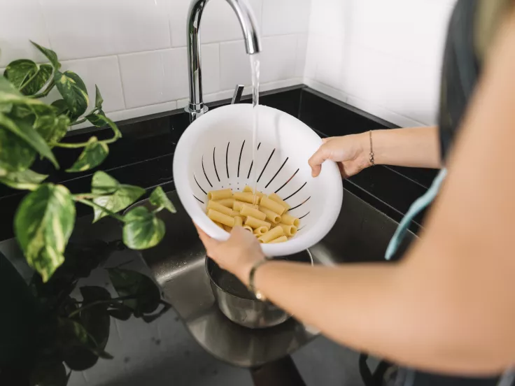 Τα 8 τρόφιμα που δεν πρέπει να πλένεις πριν το μαγείρεμα