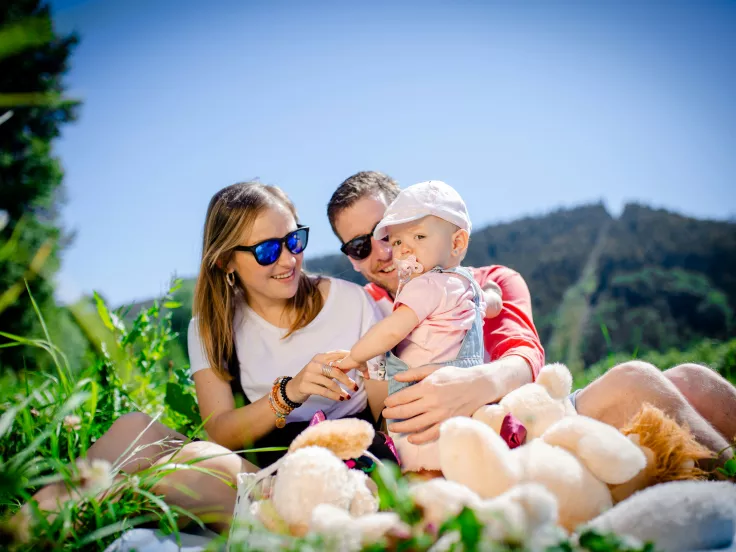 Νταντάδες της Γειτονιάς