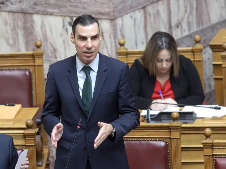 Θεμιστοκλέους: Άμεσα η προκήρυξη για 850 θέσεις μόνιμων γιατρών - 8.000 οι συνολικές προσλήψεις