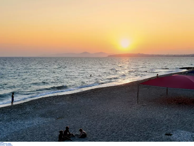 Voucher 250 και 300 ευρώ για φθηνές διακοπές - Οι δικαιούχοι