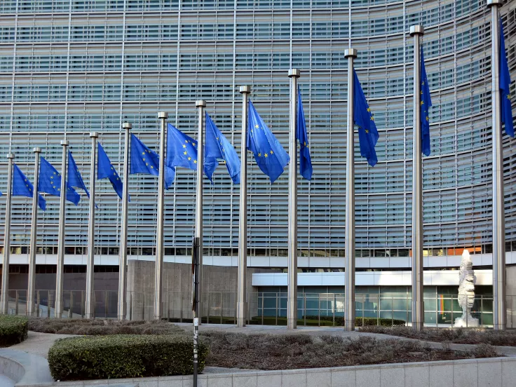 Ευρωπαϊκό «ΑΣΕΠ»: 1.230 προσλήψεις με μισθό άνω των 8.600 ευρώ