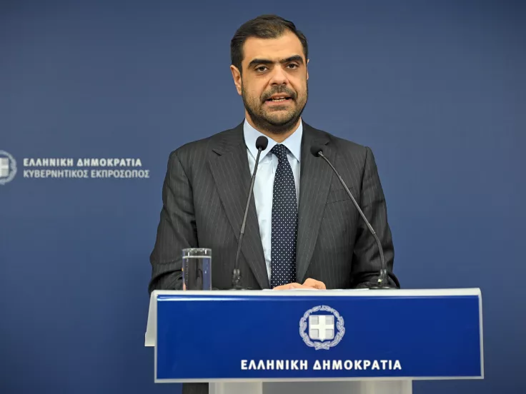Μαρινάκης: 150 επίδομα σε οικογένειες, βαρέα στους υγειονομικούς και νέα λεωφορεία στην Αθήνα