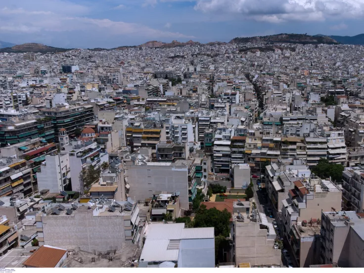 «Φωτιά» τα ενοίκια – Σχέδιο για 20.000 κατοικίες μέσω του «Ανακαινίζω»