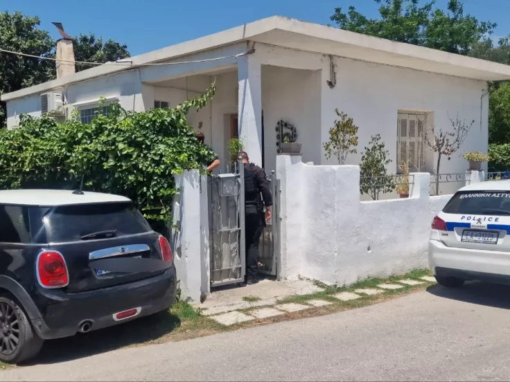 Διπλό φονικό στο Αίγιο: Στο μικροσκόπιο ο 65χρονος σύντροφος της γυναίκας