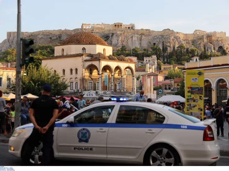Αττική: Εξαρθρώθηκε κύκλωμα διακίνησης μεταναστών - Έξι συλλήψεις