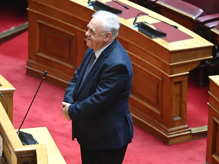 Ορκίστηκε βουλευτής ο Γιάννης Δραγασάκης μετά την παραίτηση Αχτσιόγλου