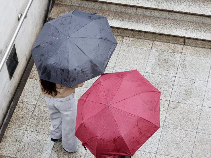 Καιρός: Καλοκαίρι με… παγίδες – Πού έρχονται καταιγίδες και χαλάζι σήμερα