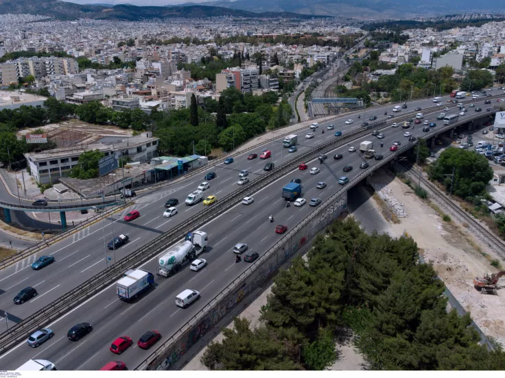 Κυκλοφοριακό «έμφραγμα» στον Κηφισό και καθυστερήσεις στην Αττική Οδό