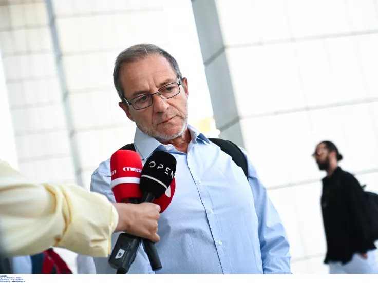 Στο εδώλιο ξανά ο Δημήτρης Λιγνάδης - Ξεκινά η δίκη του στο Εφετείο