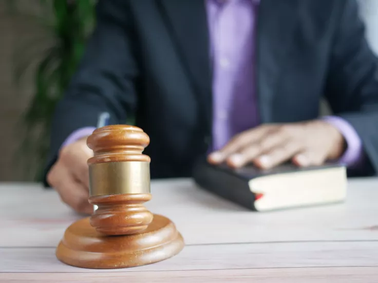 Γραπτός διαγωνισμός της ΕΣΔΙ για 150 νομικούς - Λήγουν οι αιτήσεις