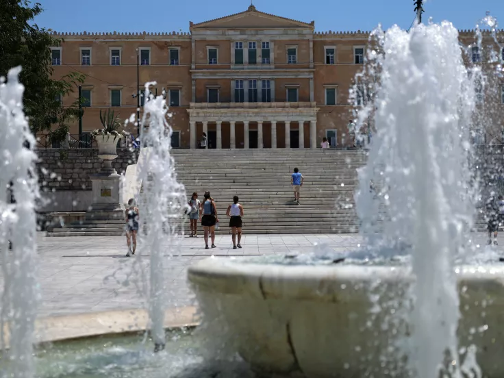 ΕΛΣΤΑΤ: Στο 8% υποχώρησε η ανεργία τον Ιούνιο – Μειώθηκαν οι άνεργοι σε ετήσια βάση