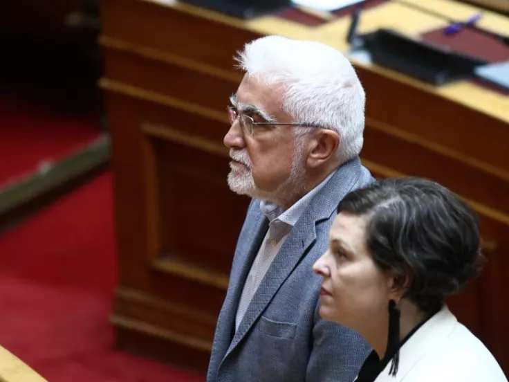 ΣΥΡΙΖΑ: Ορκίστηκαν οι νέοι βουλευτές του ΣΥΡΙΖΑ, Θεοδώρα Ακριώτου και Ιωάννης Καριπίδης