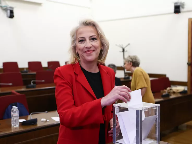 Δούρου: Σήμερα η εκλογή της ως πρόεδρος της Κοινοβουλευτικής Ομάδας του ΣΥΡΙΖΑ