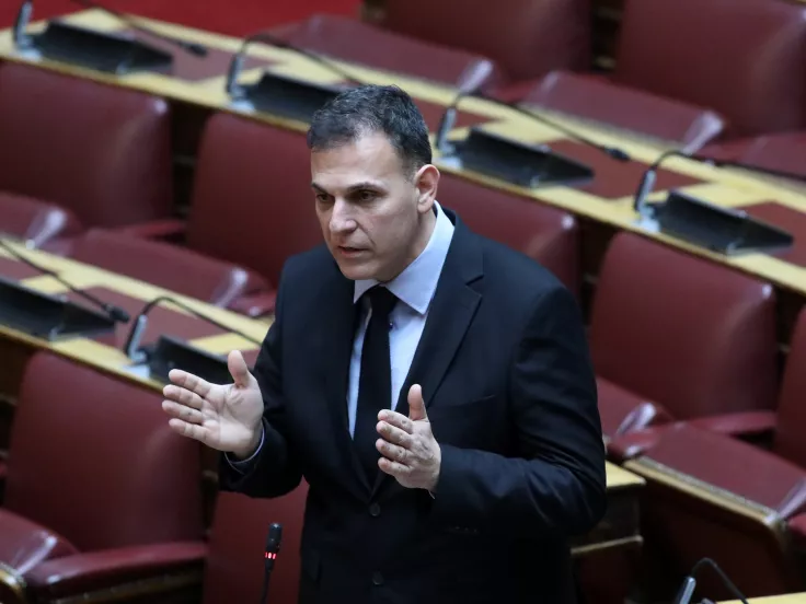 Παραιτήθηκε και από το βουλευτικό αξίωμα ο Γιώργος Καραμέρος