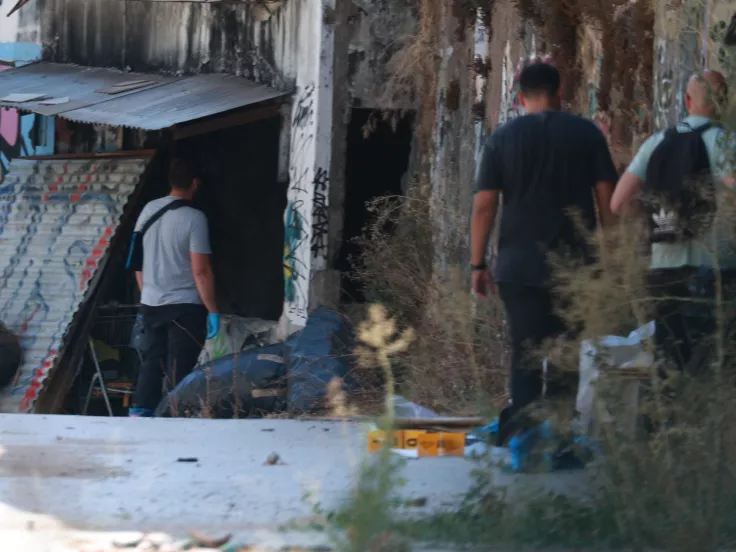 Κυψέλη: Σορός γυναίκας σε βαλίτσα - Τα σενάρια που εξετάζει η Αστυνομία