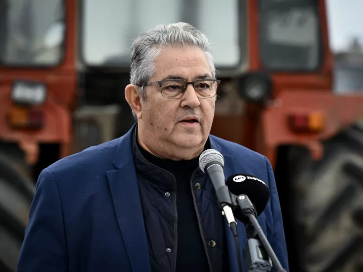 Κουτσούμπας: Απαντά σε Μητσοτάκη για ΑΙ - «Η Τεχνητή Νοημοσύνη βρήκε σε 5 δευτερόλεπτα αυτά δεν άκουσε εδώ και κάποια χρόνια»