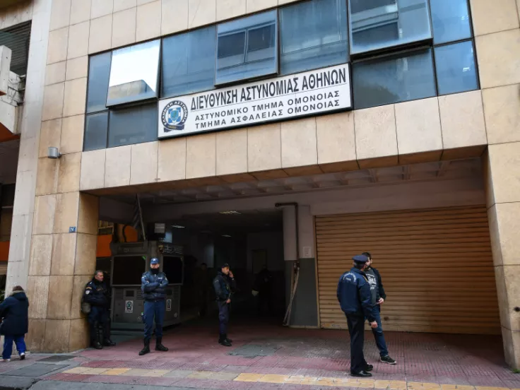Ανατροπή στη δίκη για τον καταγγελλόμενο βιασμό στο ΑΤ Ομονοίας