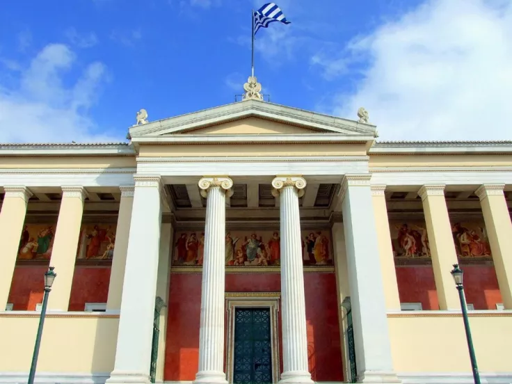 Ξένα πανεπιστήμια στην Ελλάδα: Οι σχολές που ανοίγουν, πώς θα γίνονται οι εισαγωγές και τι προβλέπει ο νόμος