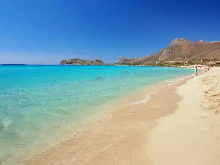 ου βρίσκεται η ελληνική παραλία που «σκαρφάλωσε» στη 2η θέση του κόσμου