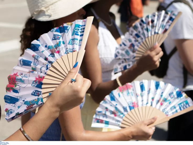 Καιρός: «Ψήνεται» η χώρα - Στους 40°C ο υδράργυρος τις επόμενες ημέρες