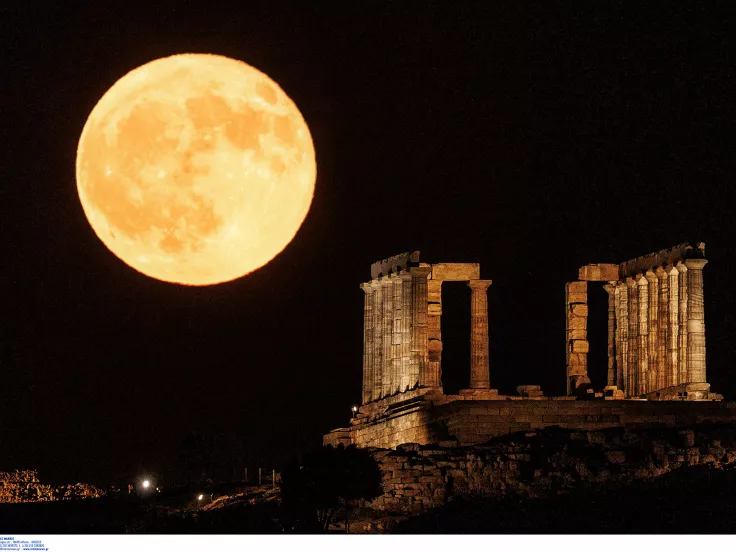 Αυγουστιάτικη πανσέληνος: Δωρεάν είσοδος σε 126 αρχαιολογικούς χώρους και μουσεία