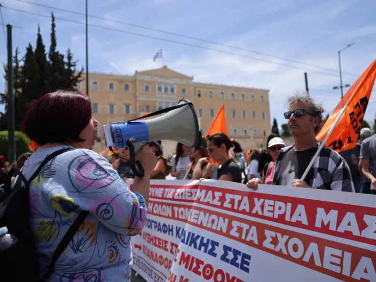 Στη ΔΕΘ η ΑΔΕΔΥ για 13ο και 14ο μισθό στο Δημόσιο