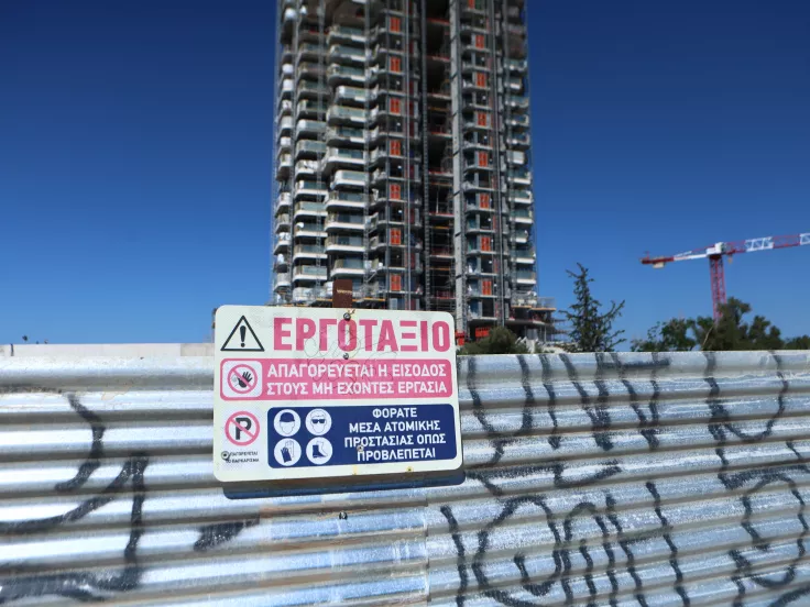 Σωματείο Εργαζομένων Ελληνικού: Ο «δράκος» του παραμυθιού - «Φάγανε και τα πόμολα»