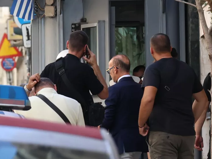 Γιώργος Μαζωνάκης: Απροσδιόριστη η αιτία θανάτου – Στον εισαγγελέα το ζευγάρι
